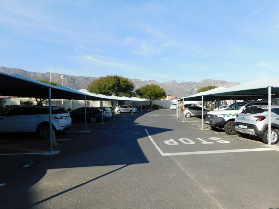 3 Bedroom Property for Sale in Whispering Pines Western Cape